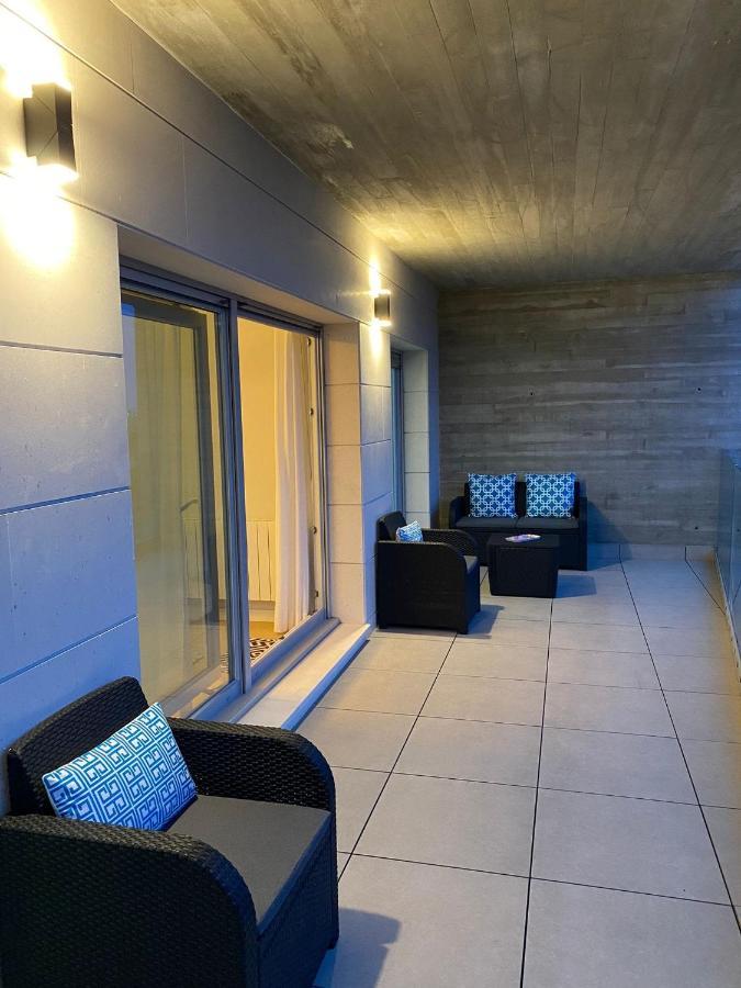 Apartamentos Modernos Residencial El Pinar Лиенкрес Екстериор снимка