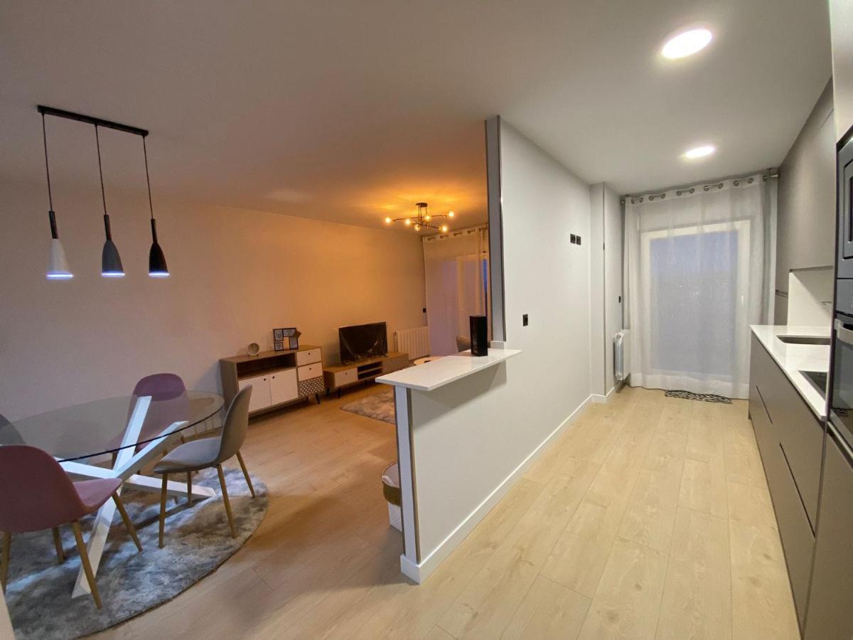 Apartamentos Modernos Residencial El Pinar Лиенкрес Екстериор снимка